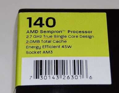 Фотографія характеристик процесора AMD Sempron 140 на упаковці з підкресленими параметрами: True Single и 2.0MB