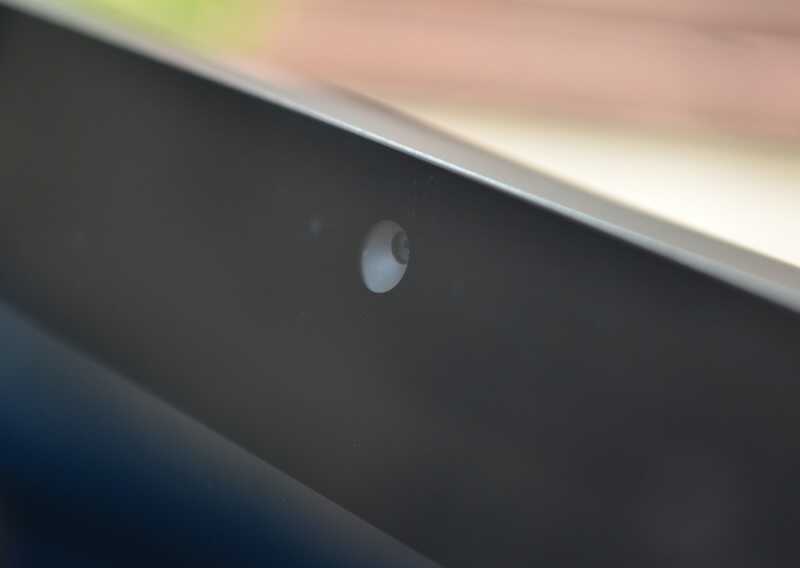 Веб-камера на передней панели iMac 27"